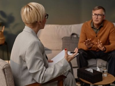 Η διαδικασία της Αλλαγής στη θεραπεία: Το Διαθεωρητικό Μοντέλο και η Συνέντευξη Κινητοποίησης στην κλινική πρακτική